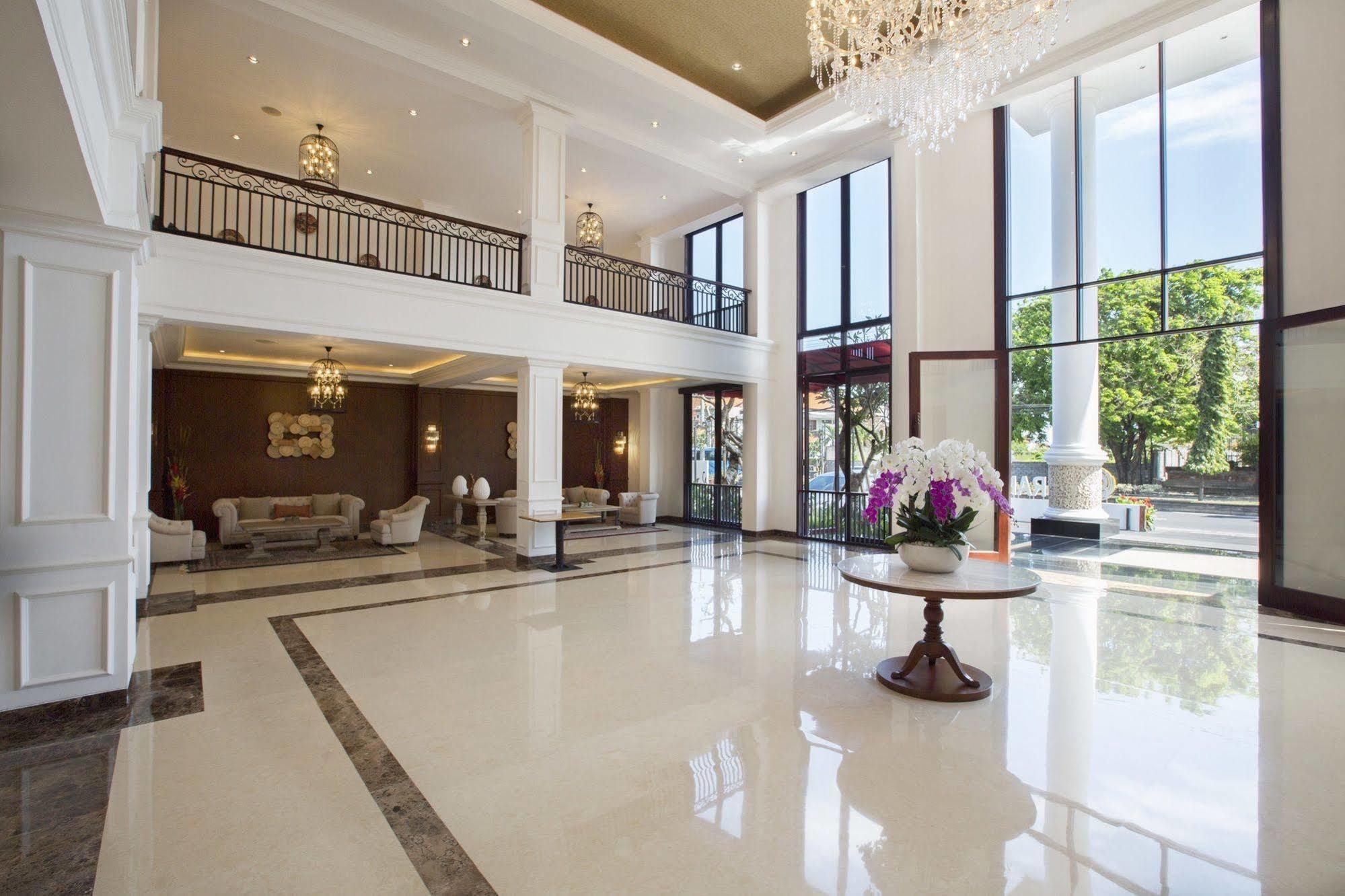 Grand Palace Hotel Sanur - Bali Екстериор снимка