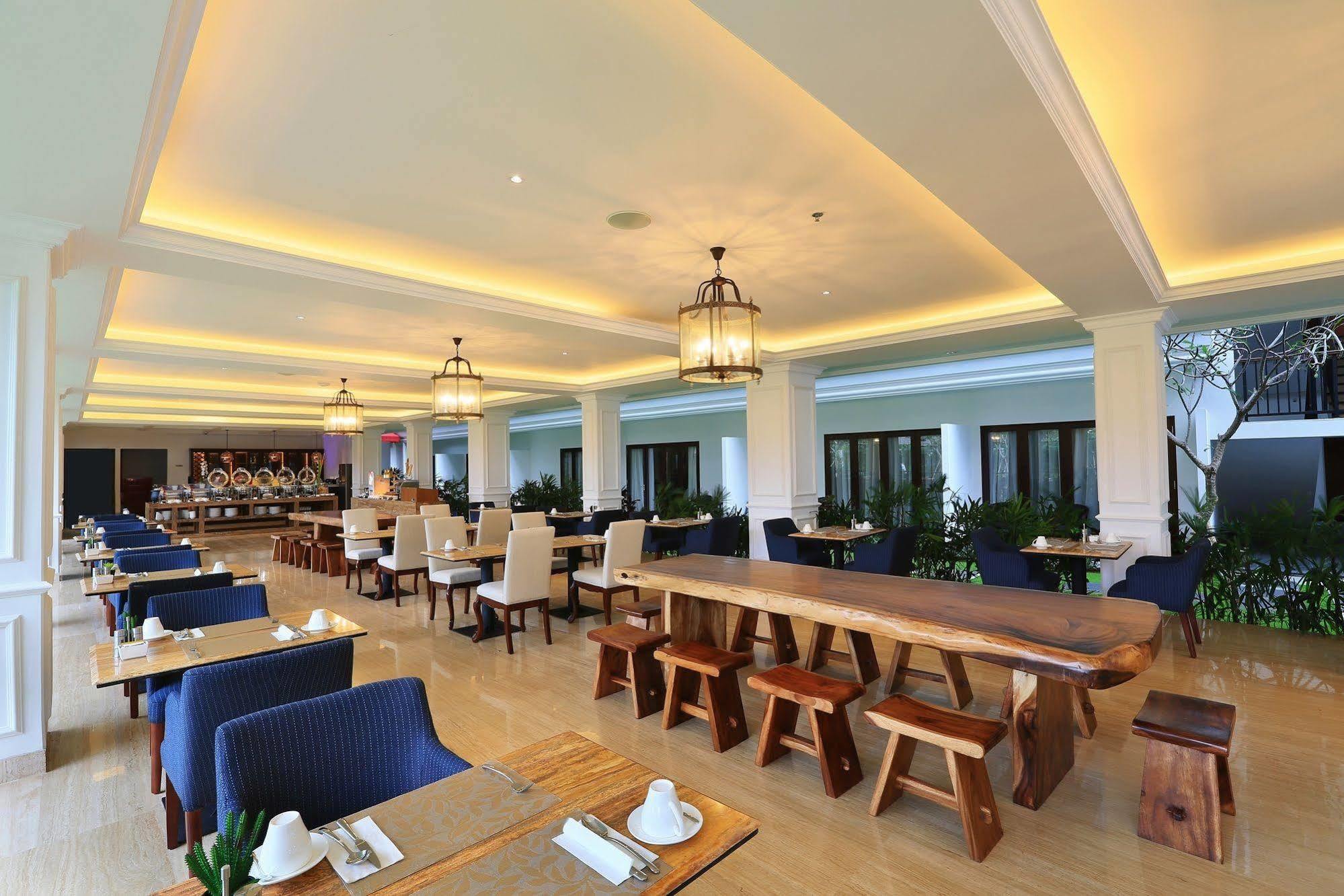 Grand Palace Hotel Sanur - Bali Екстериор снимка