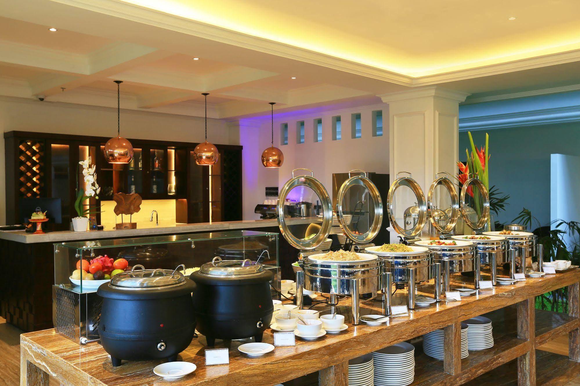 Grand Palace Hotel Sanur - Bali Екстериор снимка