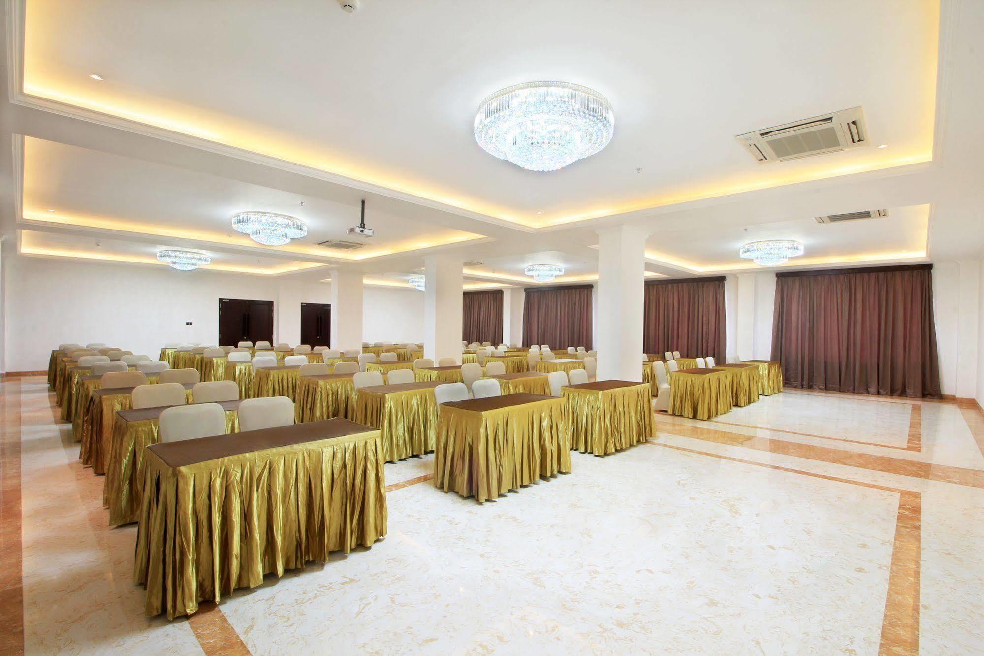 Grand Palace Hotel Sanur - Bali Екстериор снимка